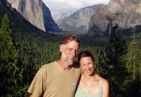 jon-and-julie-300x200 jon-and-julie-300x200